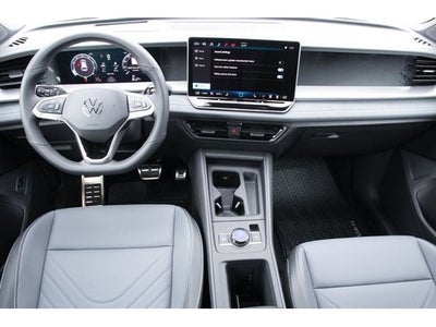 2026 Volkswagen Tiguan 2.0T SE R-Line Black