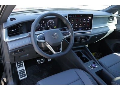 2026 Volkswagen Tiguan 2.0T SE R-Line Black