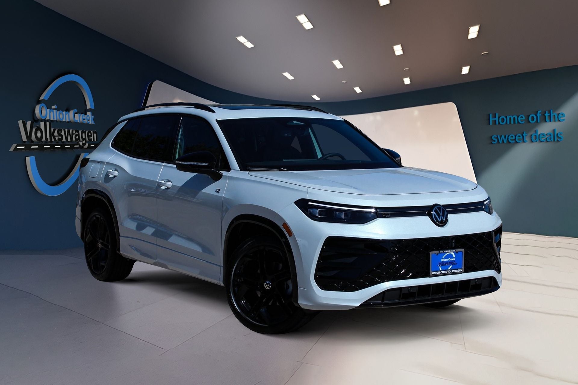 2026 Volkswagen Tiguan 2.0T SE R-Line Black