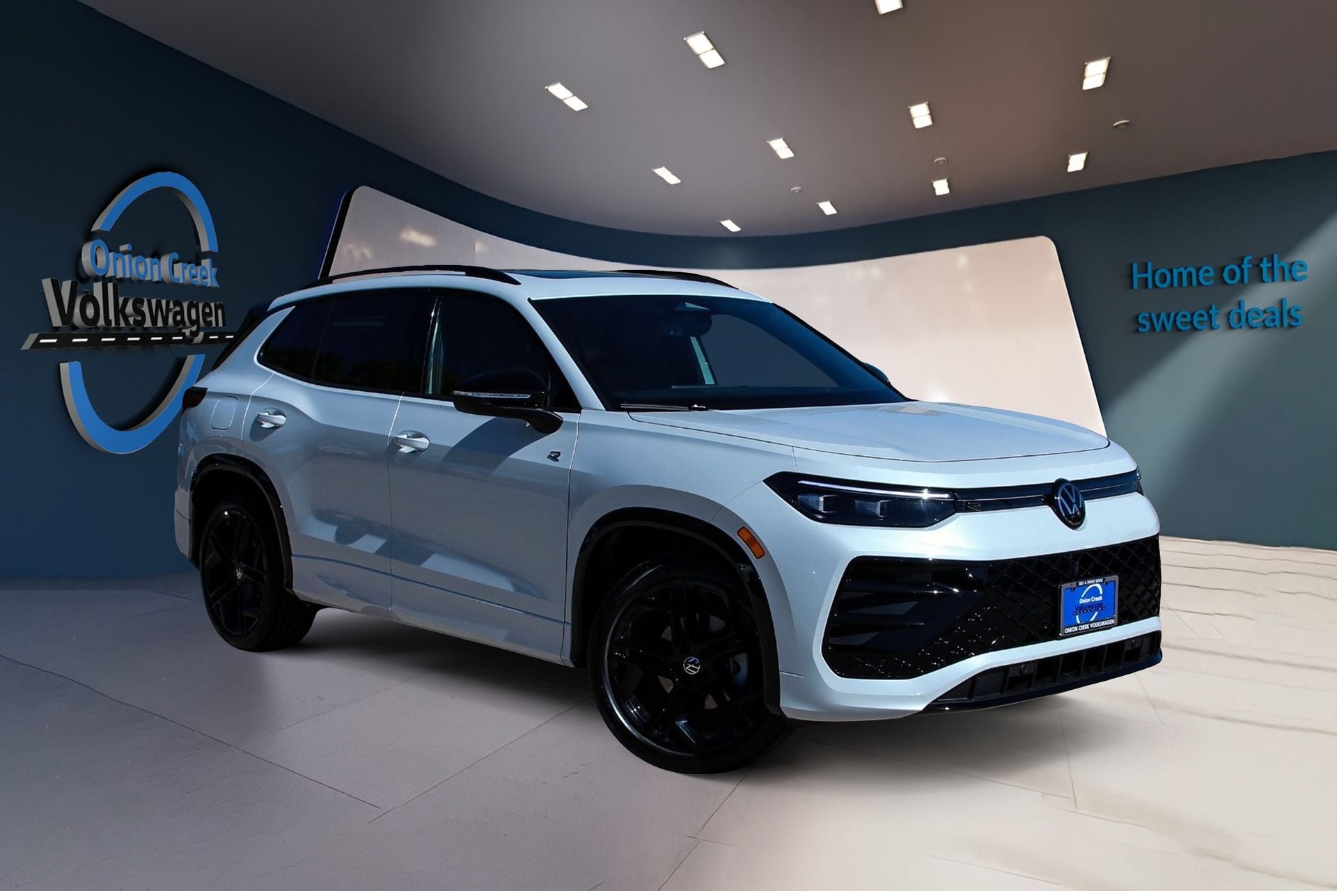 2026 Volkswagen Tiguan 2.0T SE R-Line Black