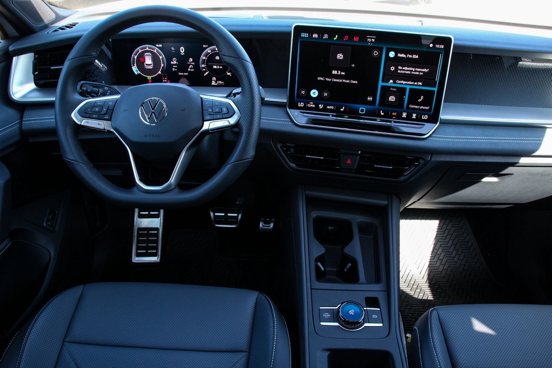 2026 Volkswagen Tiguan 2.0T SE R-Line Black