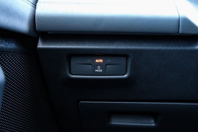 2026 Volkswagen Tiguan SE R-Line FWD