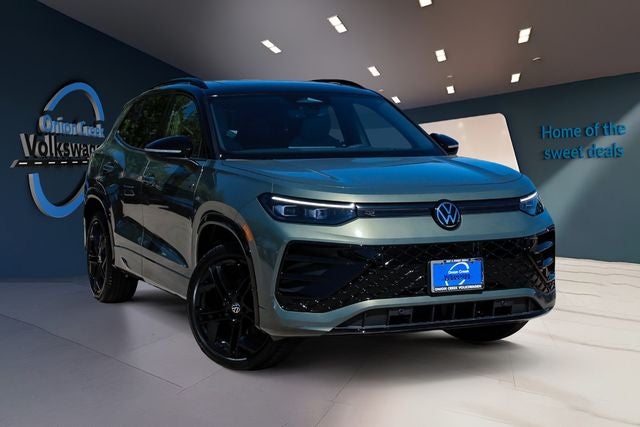 2026 Volkswagen Tiguan SE R-Line FWD
