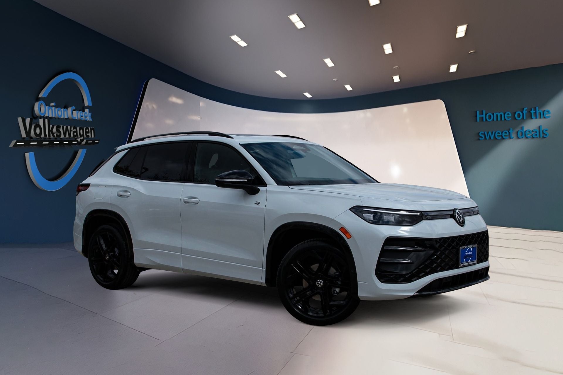 2026 Volkswagen Tiguan 2.0T SE R-Line Black