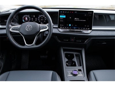 2026 Volkswagen Tiguan 2.0T SE