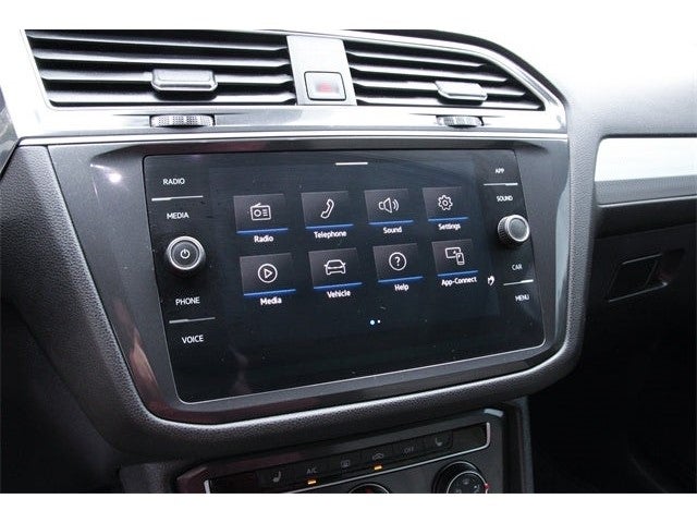 2024 Volkswagen Tiguan 2.0T S