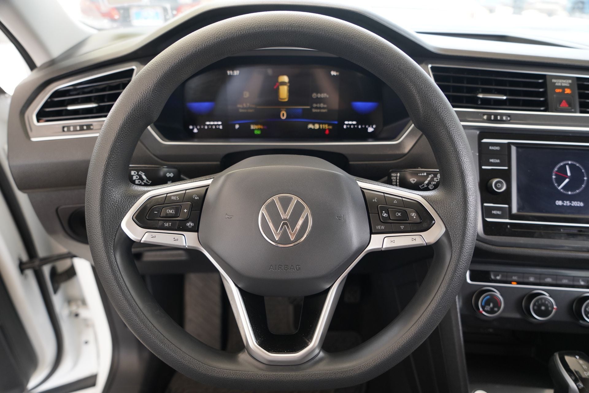 2023 Volkswagen Tiguan 2.0T S