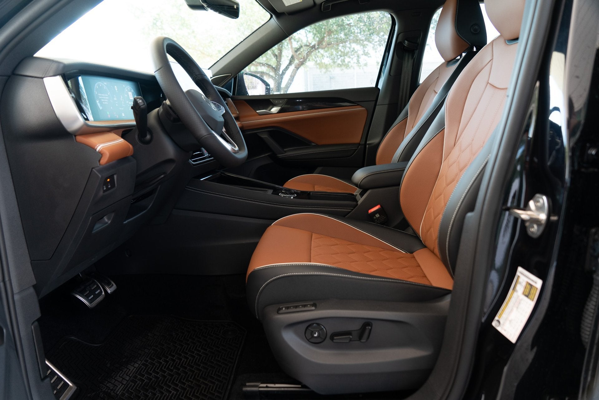 2026 Volkswagen Tiguan 2.0T SEL R-Line Turbo