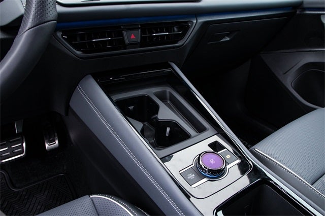 2026 Volkswagen Tiguan 2.0T SEL R-Line