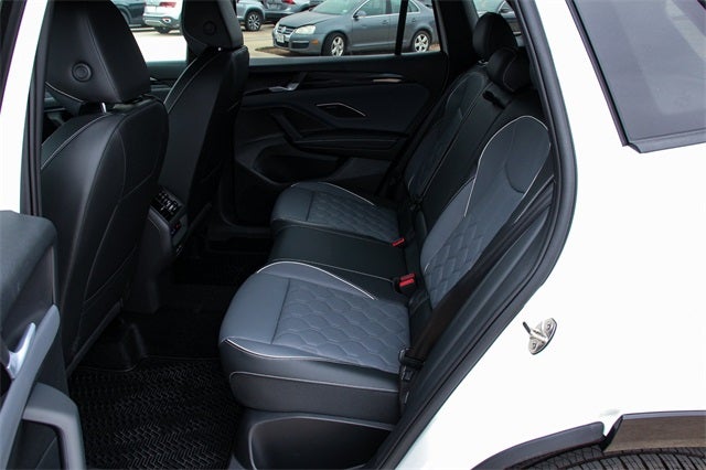 2026 Volkswagen Tiguan 2.0T SEL R-Line