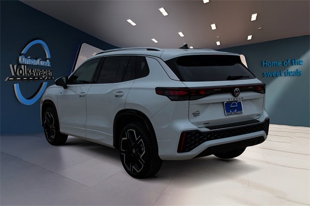 2026 Volkswagen Tiguan 2.0T SEL R-Line