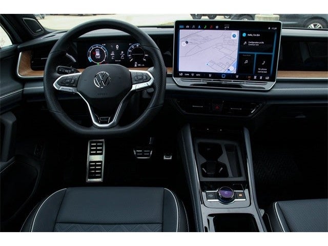 2026 Volkswagen Tiguan 2.0T SEL R-Line