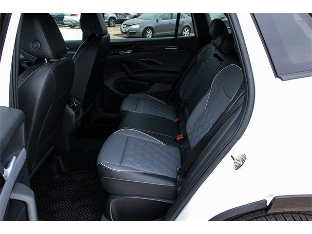 2026 Volkswagen Tiguan 2.0T SEL R-Line