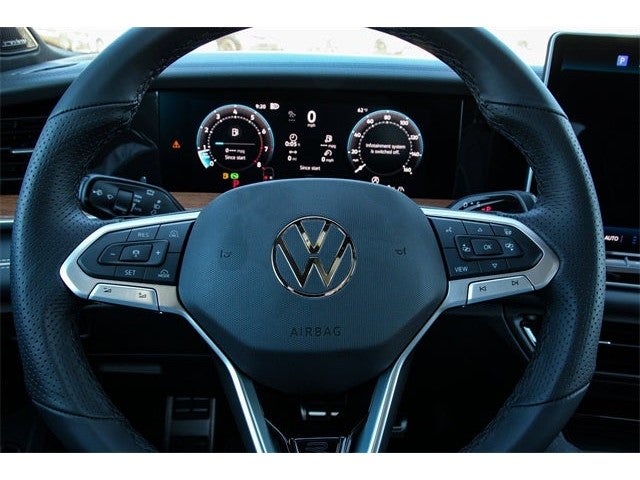 2026 Volkswagen Tiguan 2.0T SEL R-Line Turbo