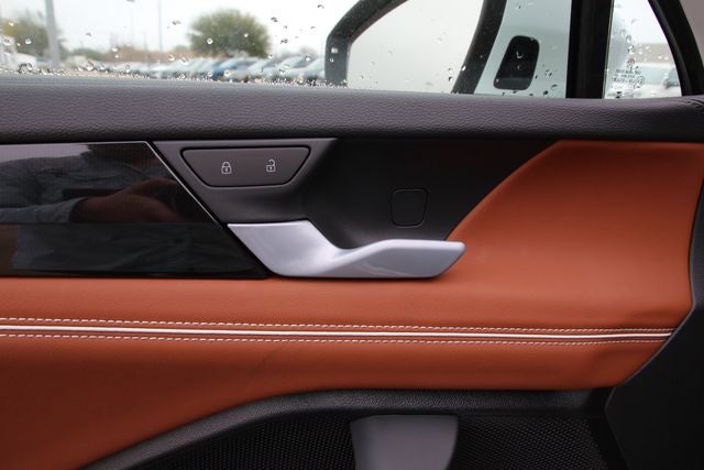 2026 Volkswagen Tiguan 2.0T SEL R-Line