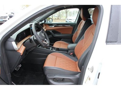 2026 Volkswagen Tiguan 2.0T SEL R-Line