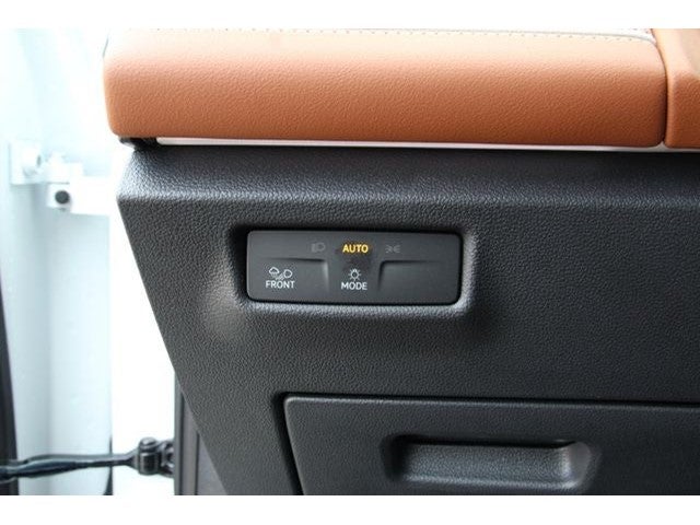 2026 Volkswagen Tiguan 2.0T SEL R-Line