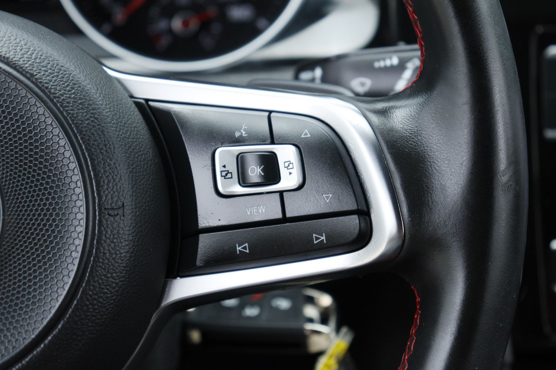 2021 Volkswagen Golf GTI 2.0T S