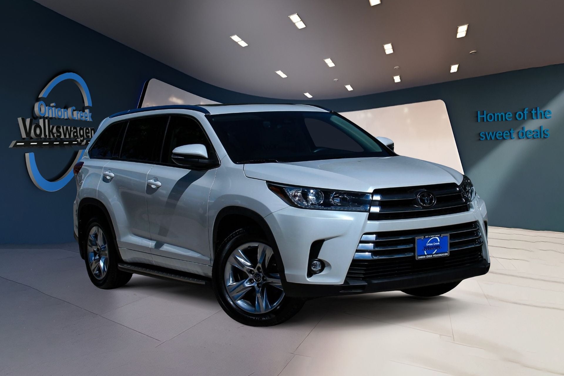 2019 Toyota Highlander Base