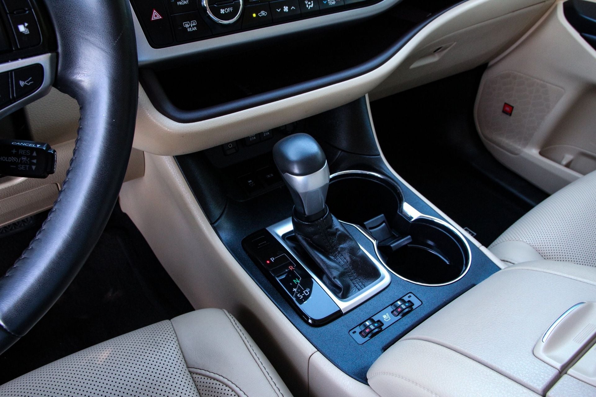 2019 Toyota Highlander Base