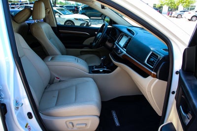 2019 Toyota Highlander Base