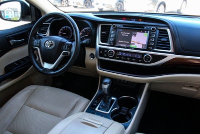 2019 Toyota Highlander Base
