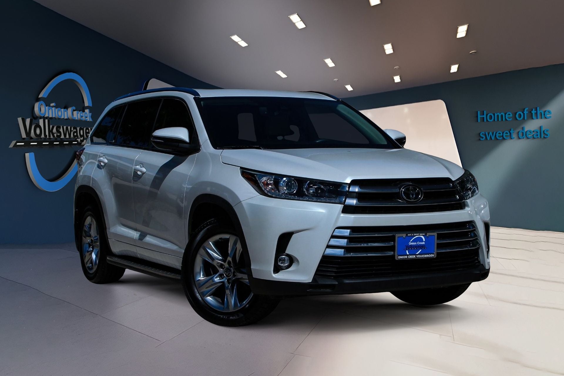 2019 Toyota Highlander Base