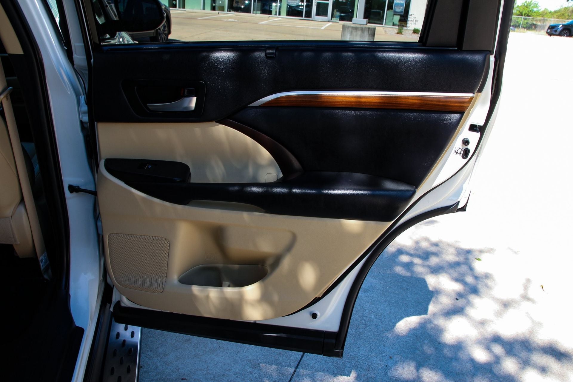 2019 Toyota Highlander Base