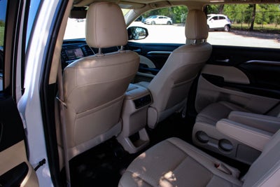 2019 Toyota Highlander Base