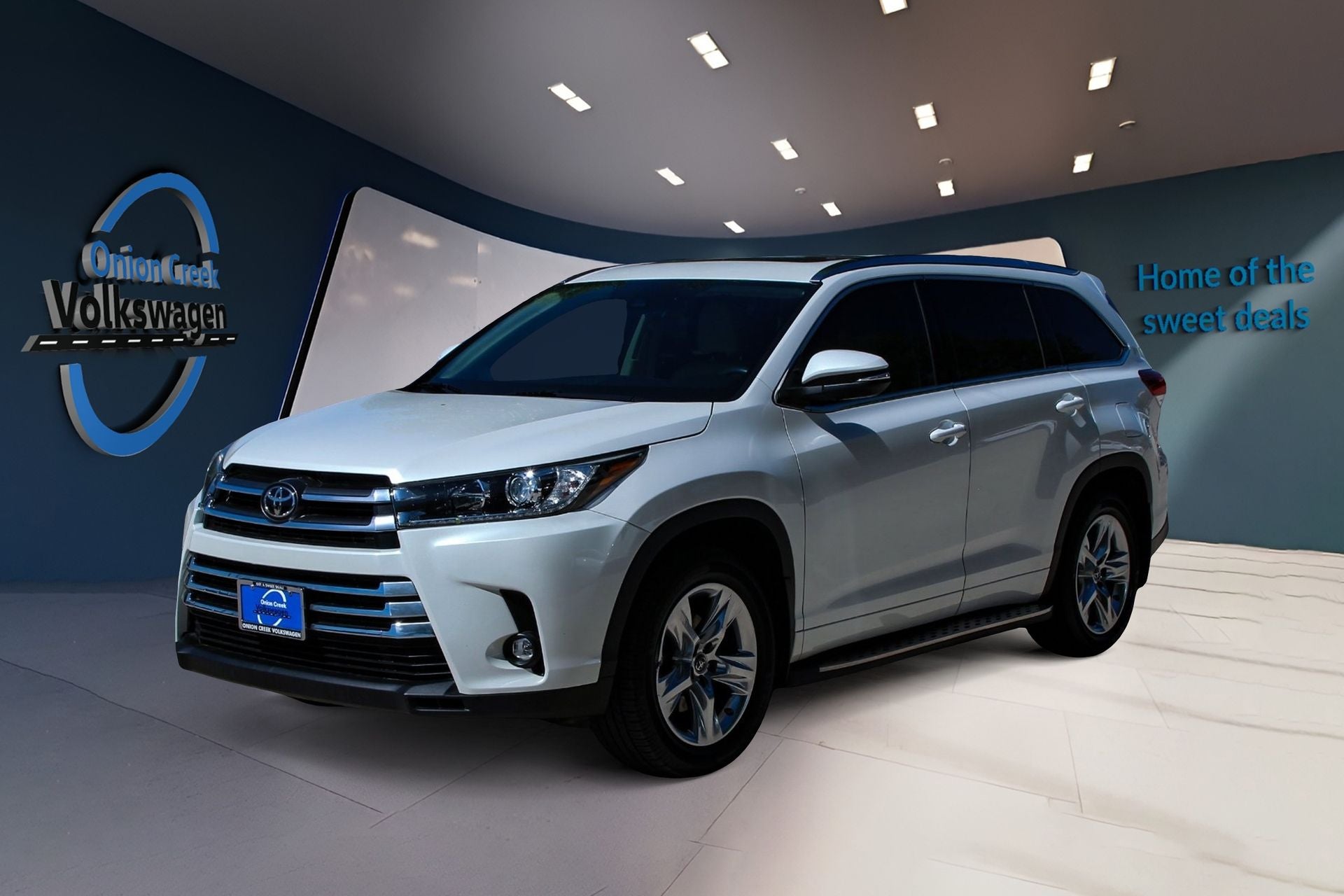 2019 Toyota Highlander Base