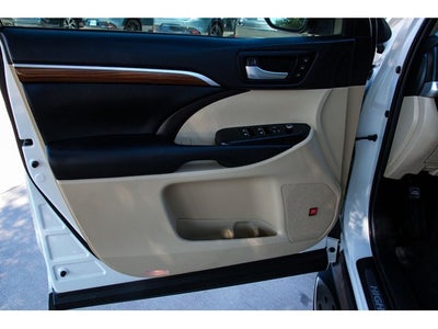 2019 Toyota Highlander Base