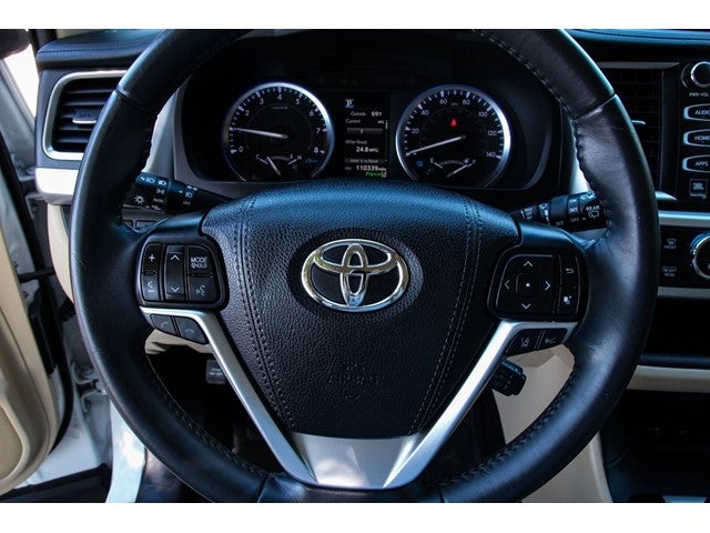 2019 Toyota Highlander Base