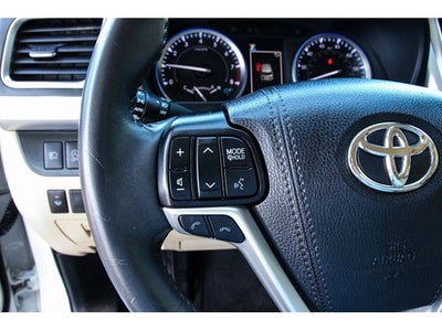 2019 Toyota Highlander Base