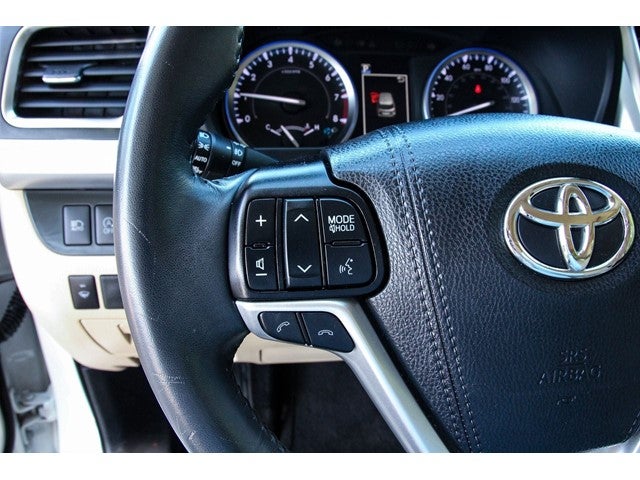 2019 Toyota Highlander Base