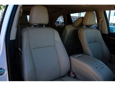 2019 Toyota Highlander Base