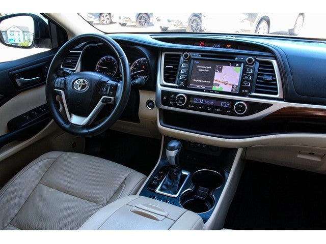 2019 Toyota Highlander Base