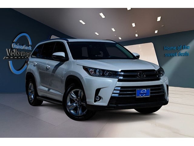 2019 Toyota Highlander Base