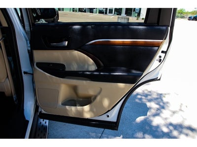 2019 Toyota Highlander Base