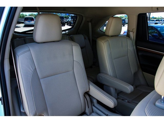 2019 Toyota Highlander Base