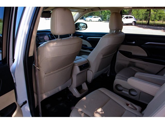 2019 Toyota Highlander Base