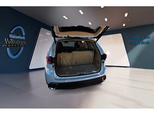 2019 Toyota Highlander Base