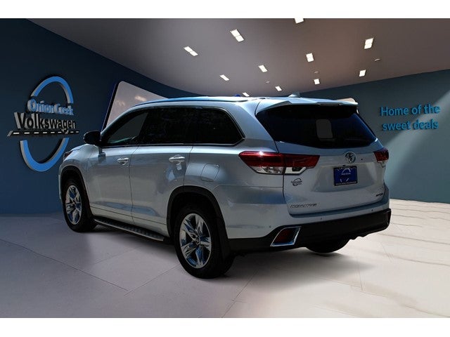 2019 Toyota Highlander Base