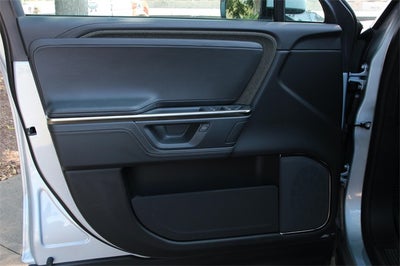 2025 Rivian R1T Adventure