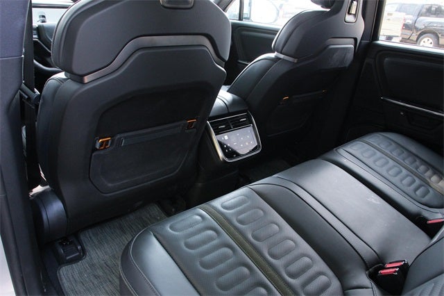 2025 Rivian R1T Adventure