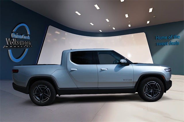 2025 Rivian R1T Adventure