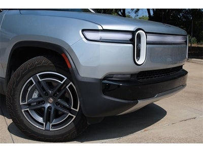 2025 Rivian R1T Adventure