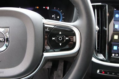 2024 Volvo S60 B5 Plus Dark Theme