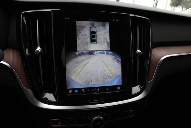 2024 Volvo S60 B5 Plus Dark Theme