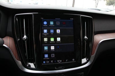 2024 Volvo S60 B5 Plus Dark Theme