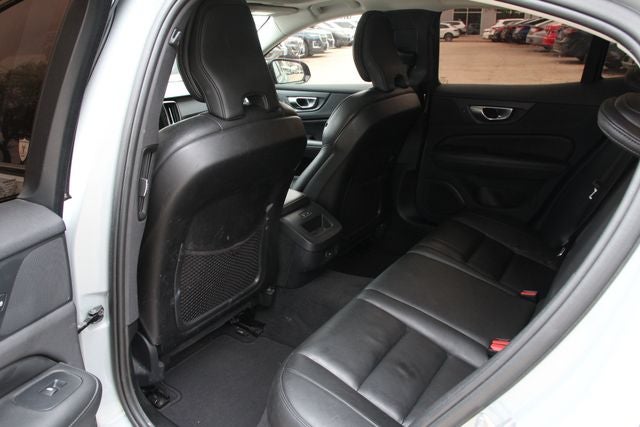 2024 Volvo S60 B5 Plus Dark Theme